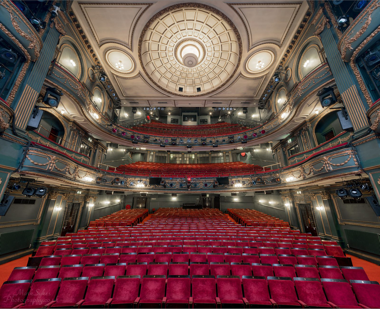 VIPA Aldwych Theatre VIPA Aldwych Theatre