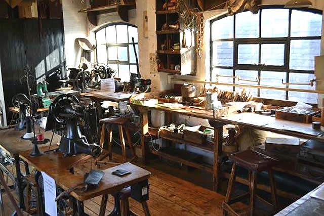 Leather Workshop