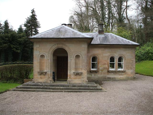 Castle Coole gate lodge