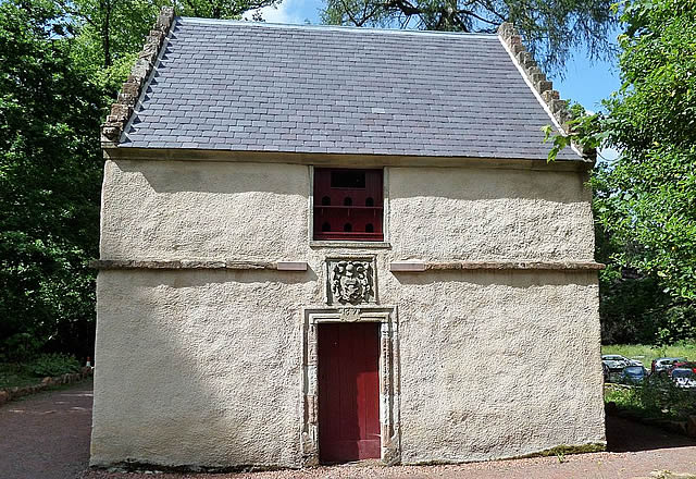 1720 Dovecote - Dumfries House