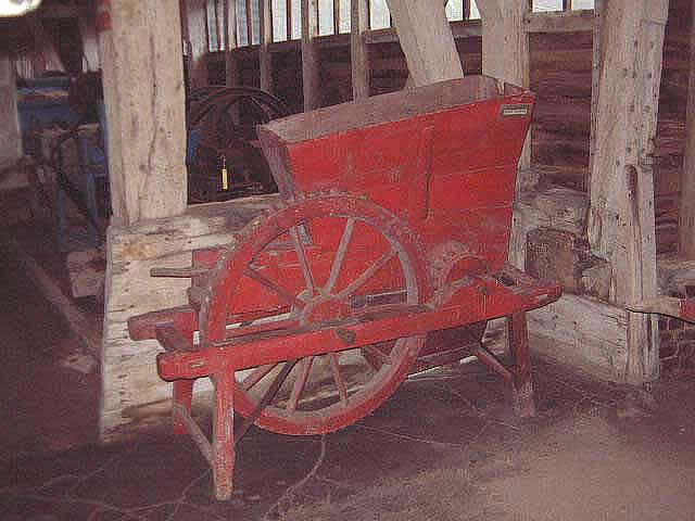Agricultural Museum -Apple Press