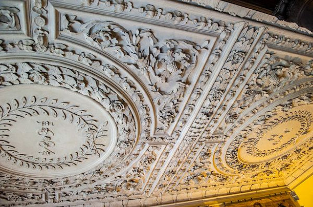 Ceiling Detail