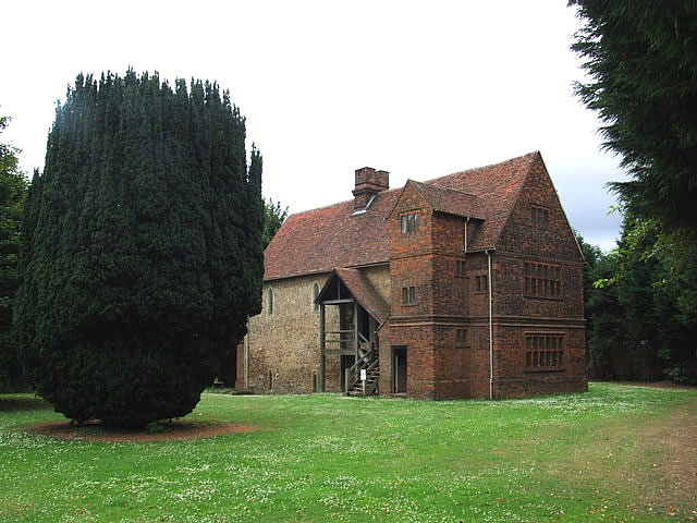 Temple Manor