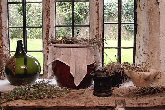 Anne of Cleves House - window