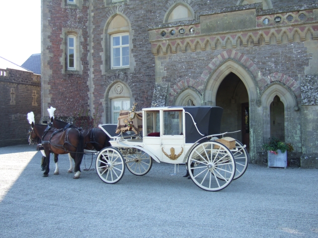 Newton House  + Carriage