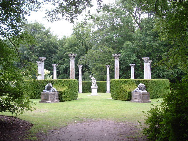 Circular Temple - Anglesey Abbey