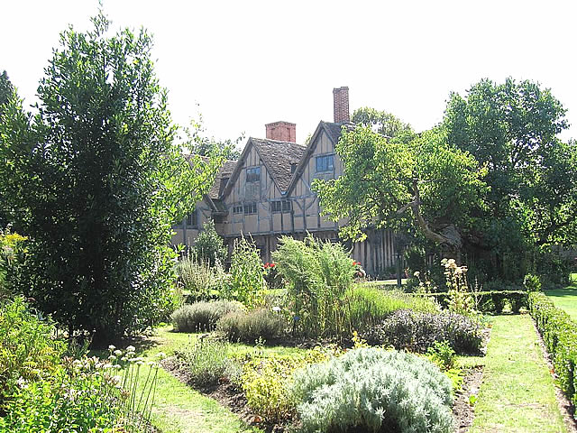 Hall's Croft + Gardens