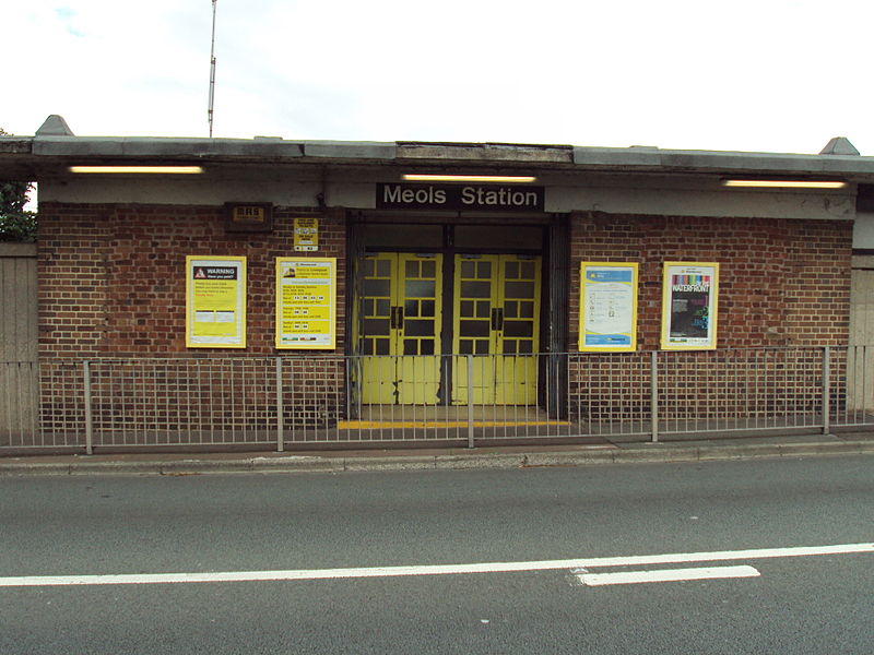 Meols station frontage