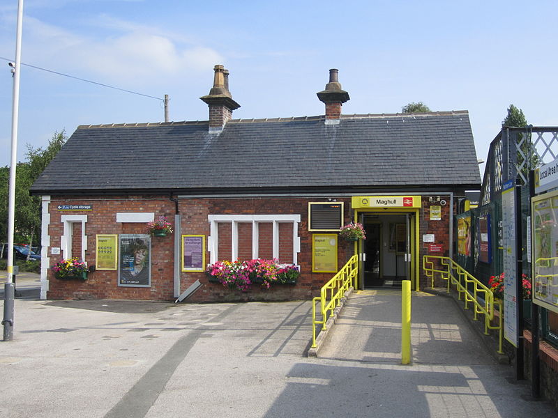 Maghull station