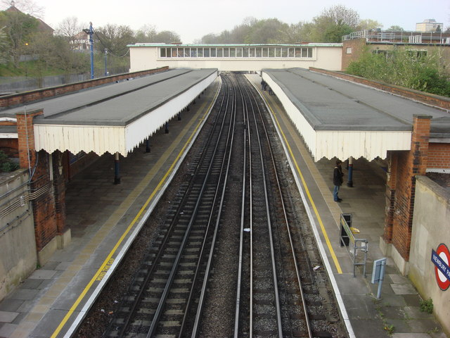 Newbury Park Platforms