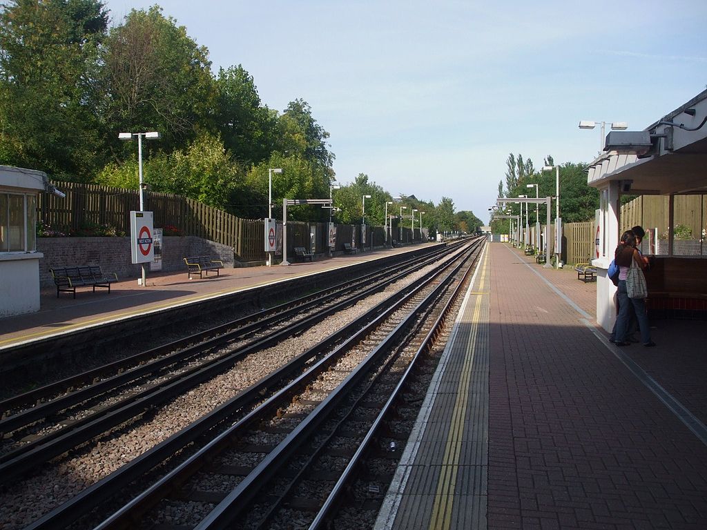 West Acton Platform