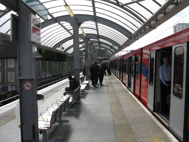 Shadwell Platform