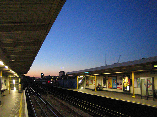 Goldhawk Road Platform