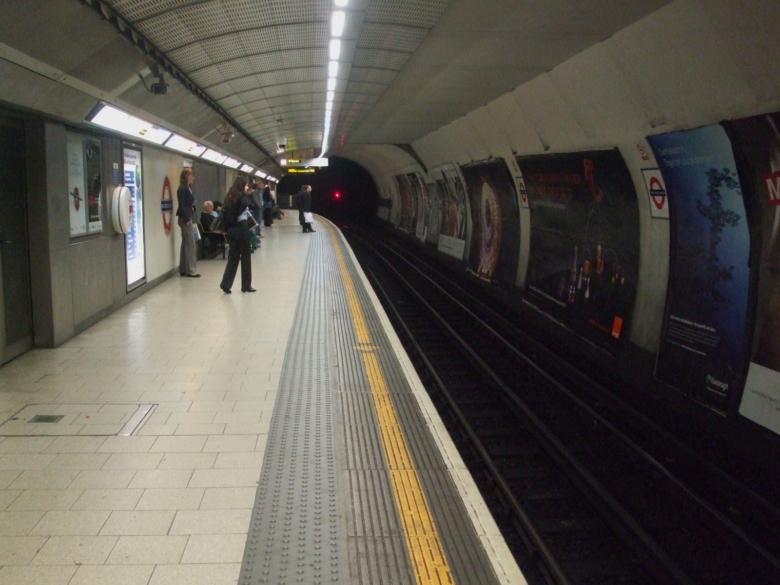Kings X/St. Pancras Platform