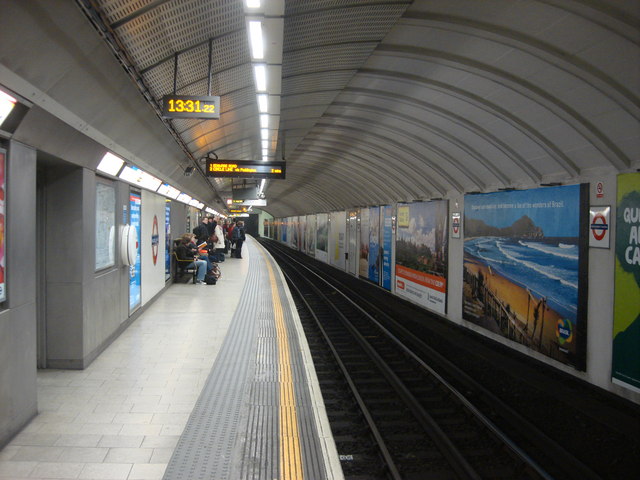 Kings X/St. Pancras Platform