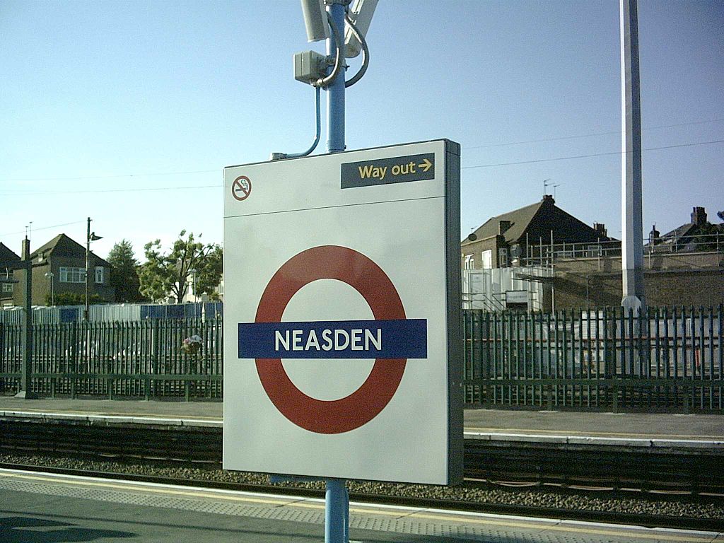 Neasden Platform