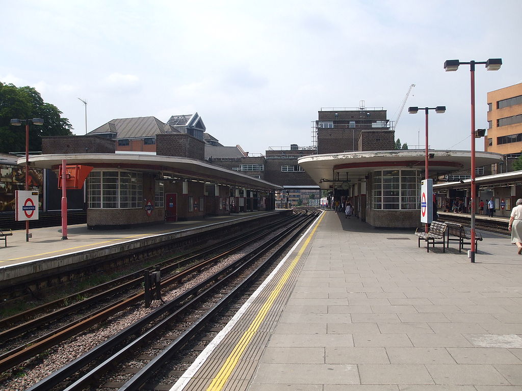 Harrow on the Hill Platform