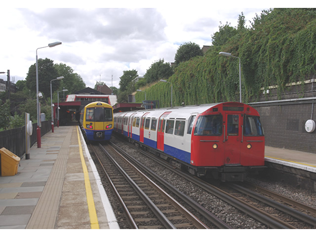 Kensal Green Platform