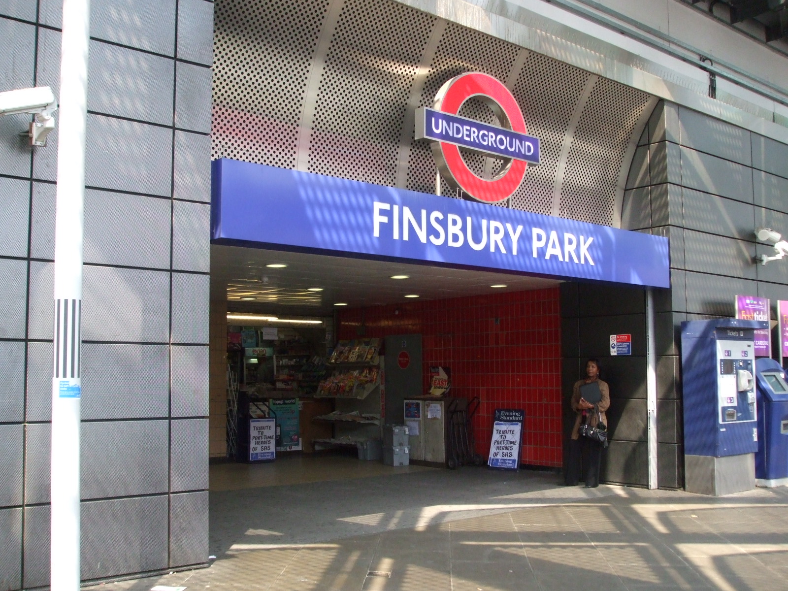 Finsbury Park Entrance