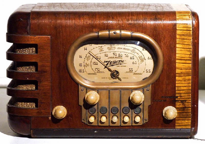 VIPA Old Radio