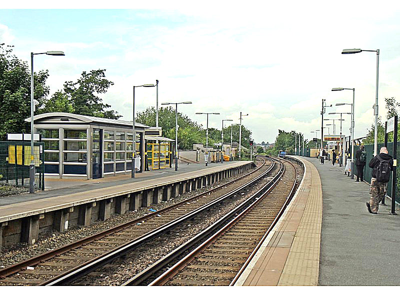 Bootle New Strand platforms