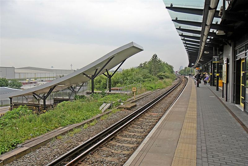 Sandhills station entrance