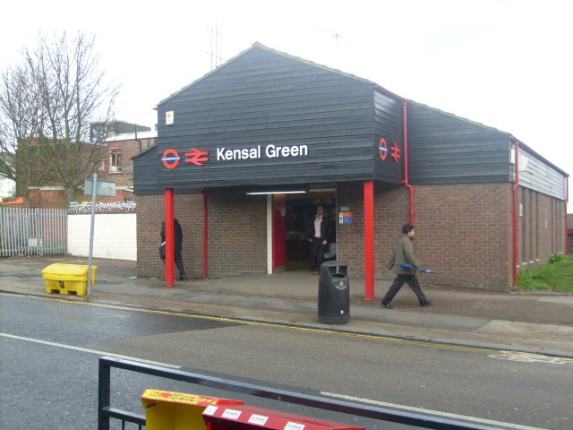 Kensal Green Entrance