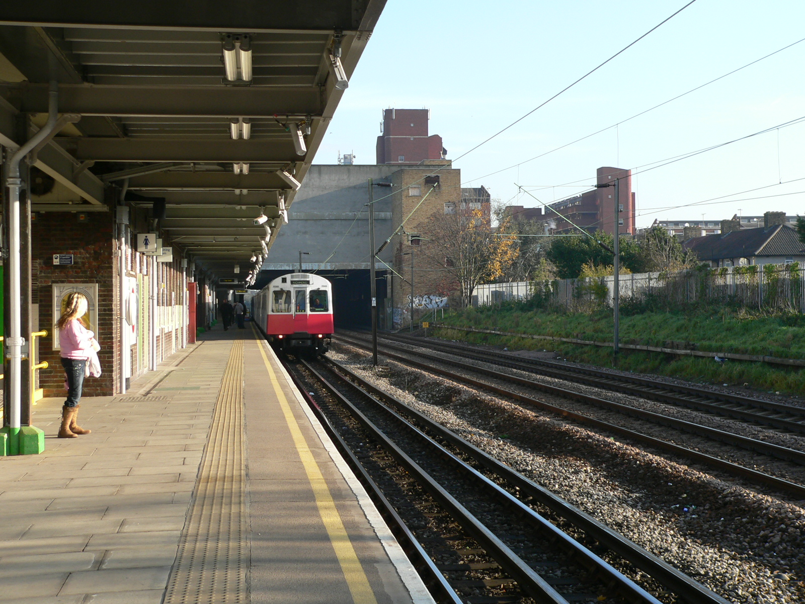 Dagenham Heathway Platform